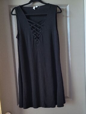 Cable & Gauge Black Sleeveless Lattice-Front Mini Dress